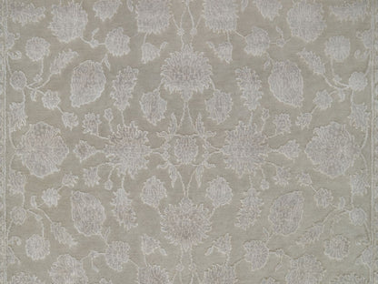 Fine Oriental hand-knotted wool/silk rug in Gray, 4'9" x 6'10" — SKU O091356 (view 5)