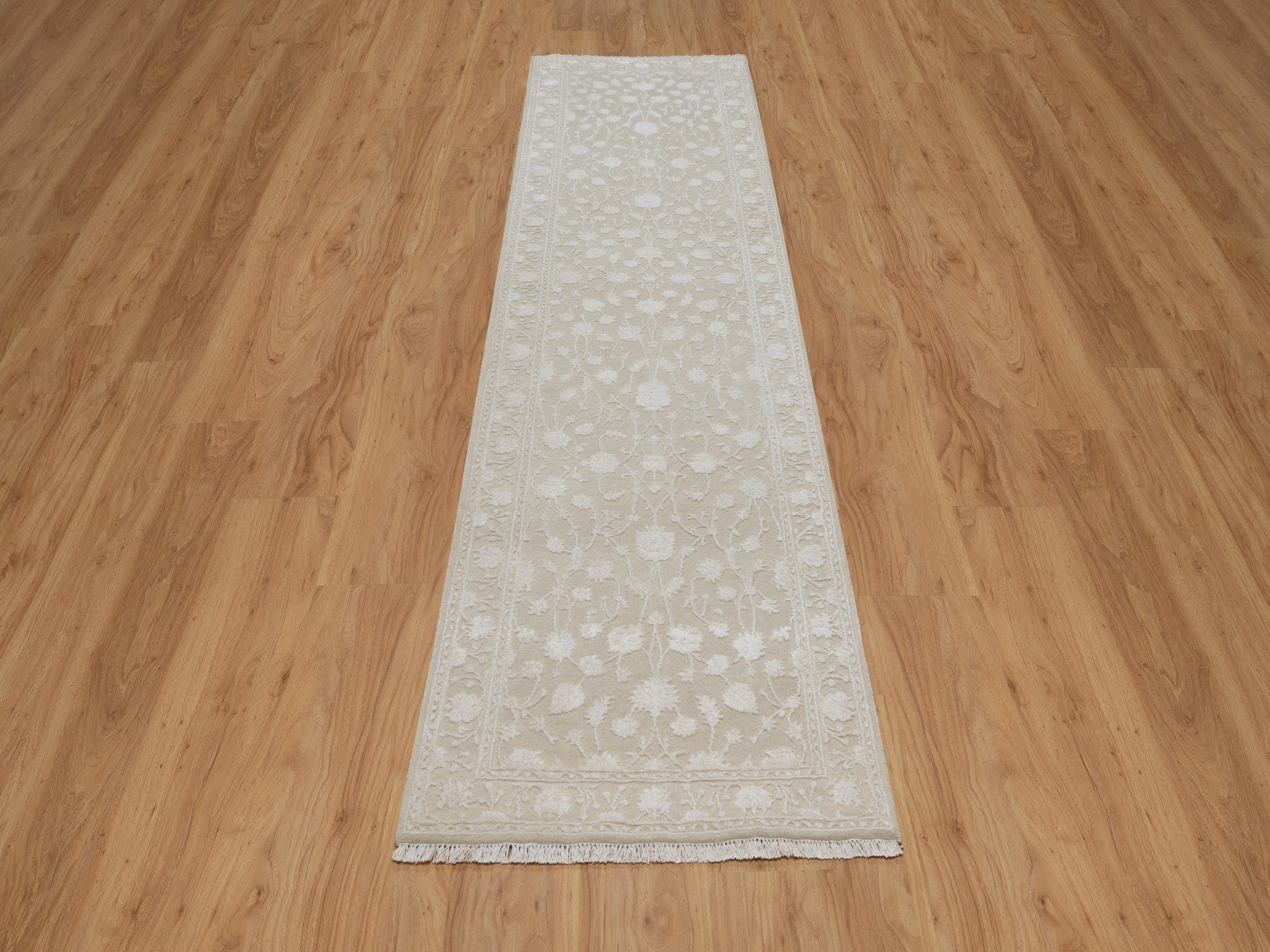 Brown 2'8" x 10'3" Traditional Hand knotted Wool/Silk Rug - Sku: O091357