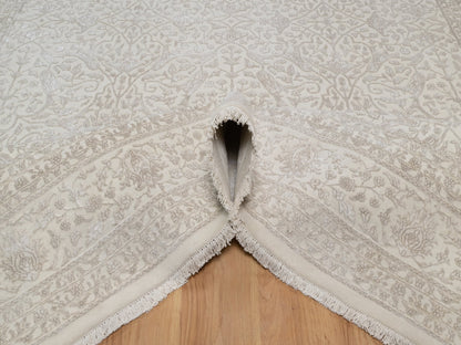 Fine Oriental hand-knotted wool/silk rug in Ivory, 9'1" x 12'1" — SKU O091365 (view 5)