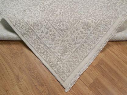 Fine Oriental hand-knotted wool/silk rug in Ivory, 9'1" x 12'1" — SKU O091365 (view 6)