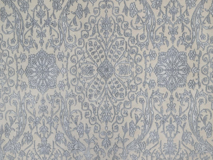 Fine Oriental hand-knotted wool/silk rug in Ivory, 7'9" x 10'2" — SKU O091366 (view 8)
