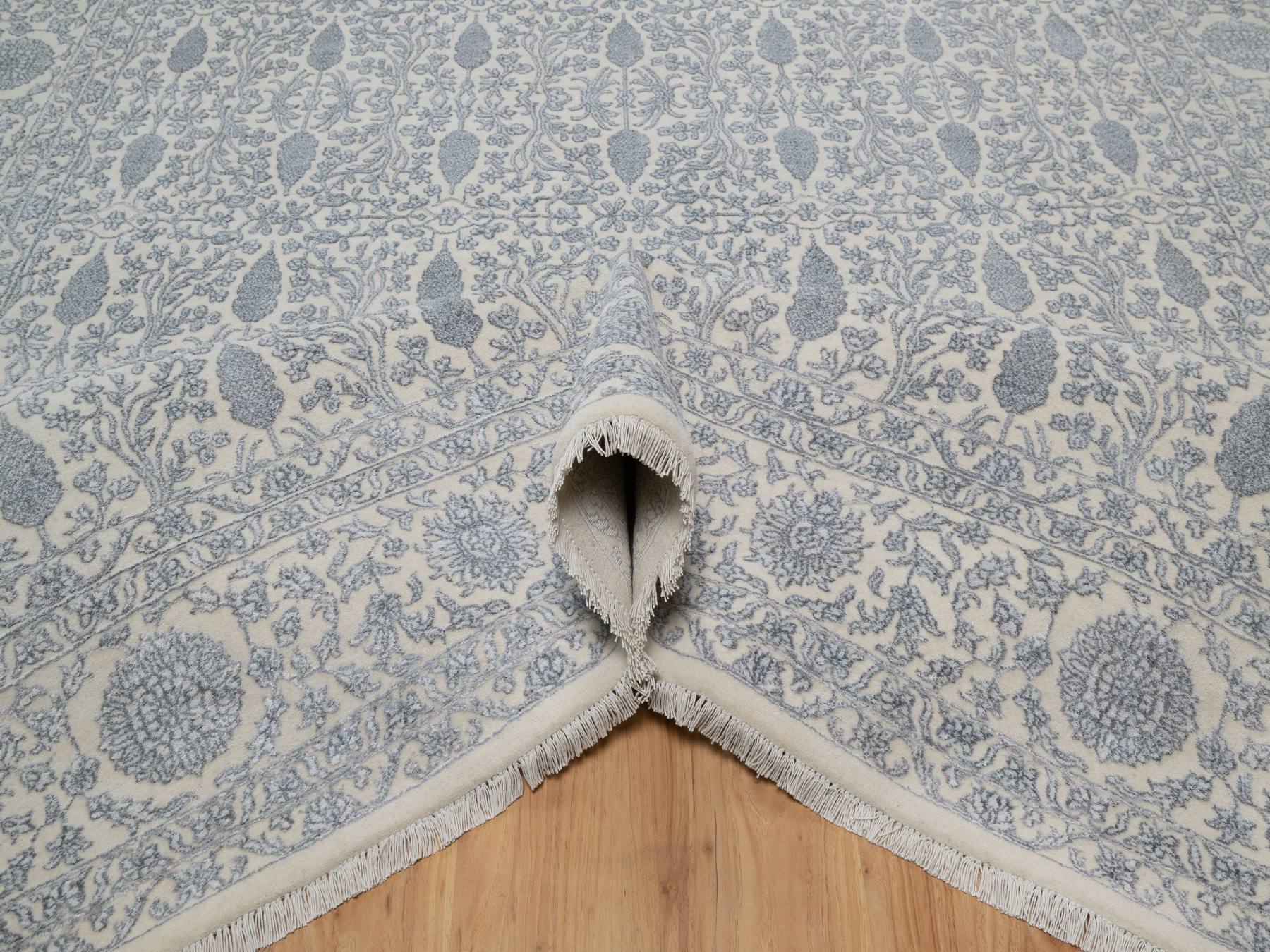 Fine Oriental hand-knotted wool/silk rug in Ivory, 8'8" x 12'1" — SKU O091367 (view 5)