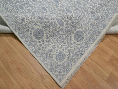 Fine Oriental hand-knotted wool/silk rug in Ivory, 8'8" x 12'1" — SKU O091367 (view 6)