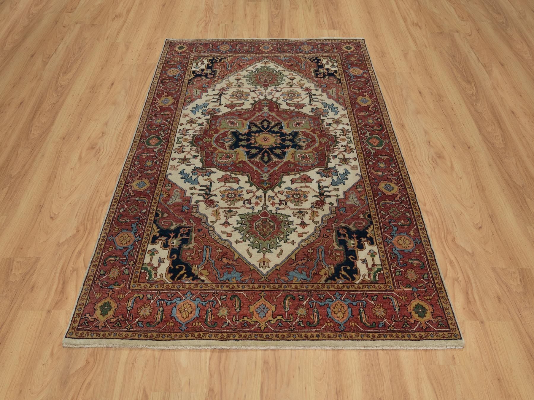 Heriz Heriz hand-knotted wool rug in Ivory & Red, 5'1" x 7'2" — SKU O091395 (view 2)