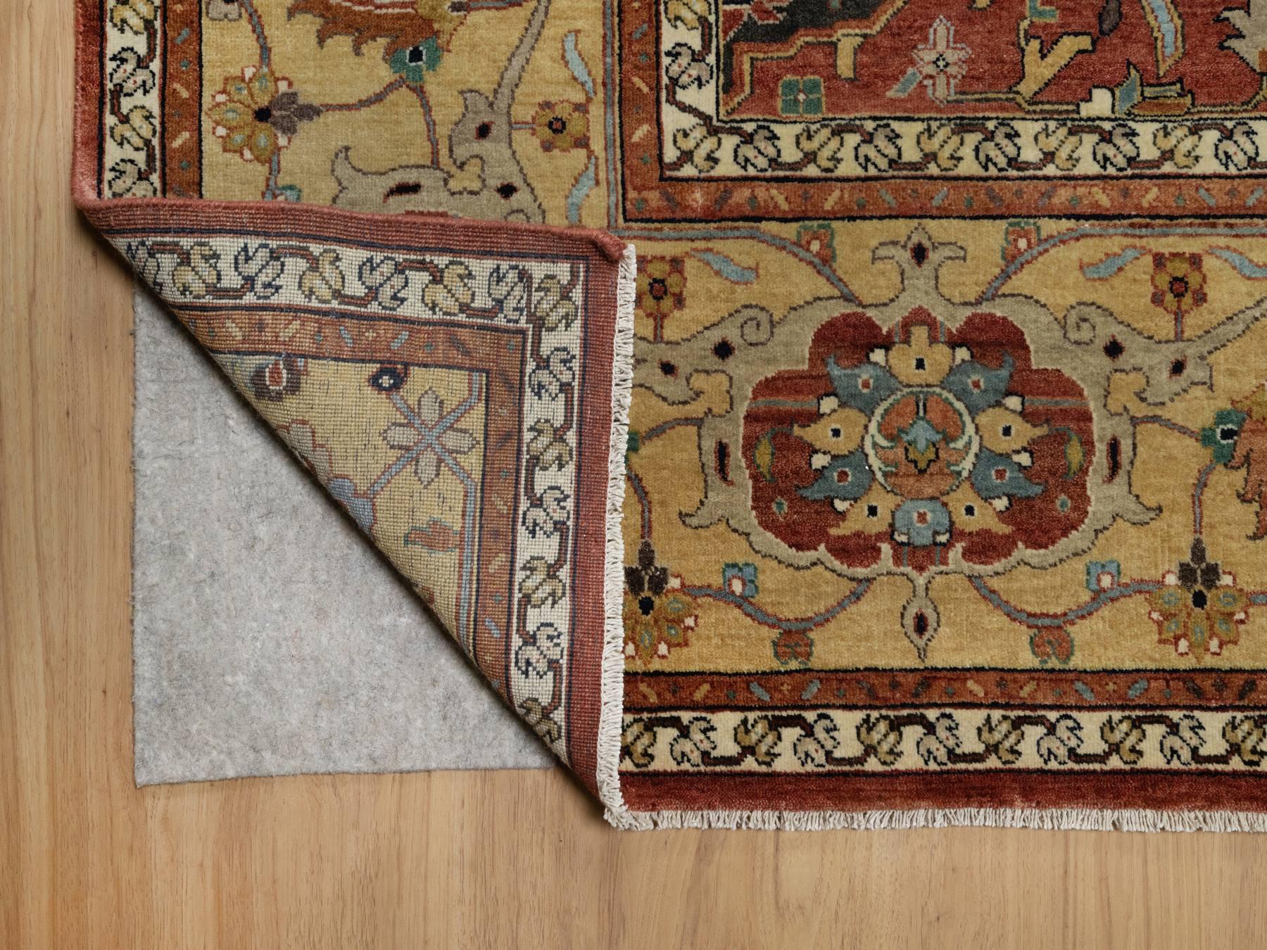 Heriz Heriz hand-knotted wool rug in Red & Gold, 10'1" x 14'2" — SKU O091401 (view 4)