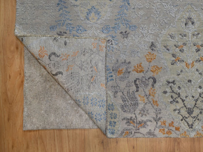 Transitional hand-knotted wool/silk rug in Gray, 7'10" x 9'11" — SKU O091414 (view 4)