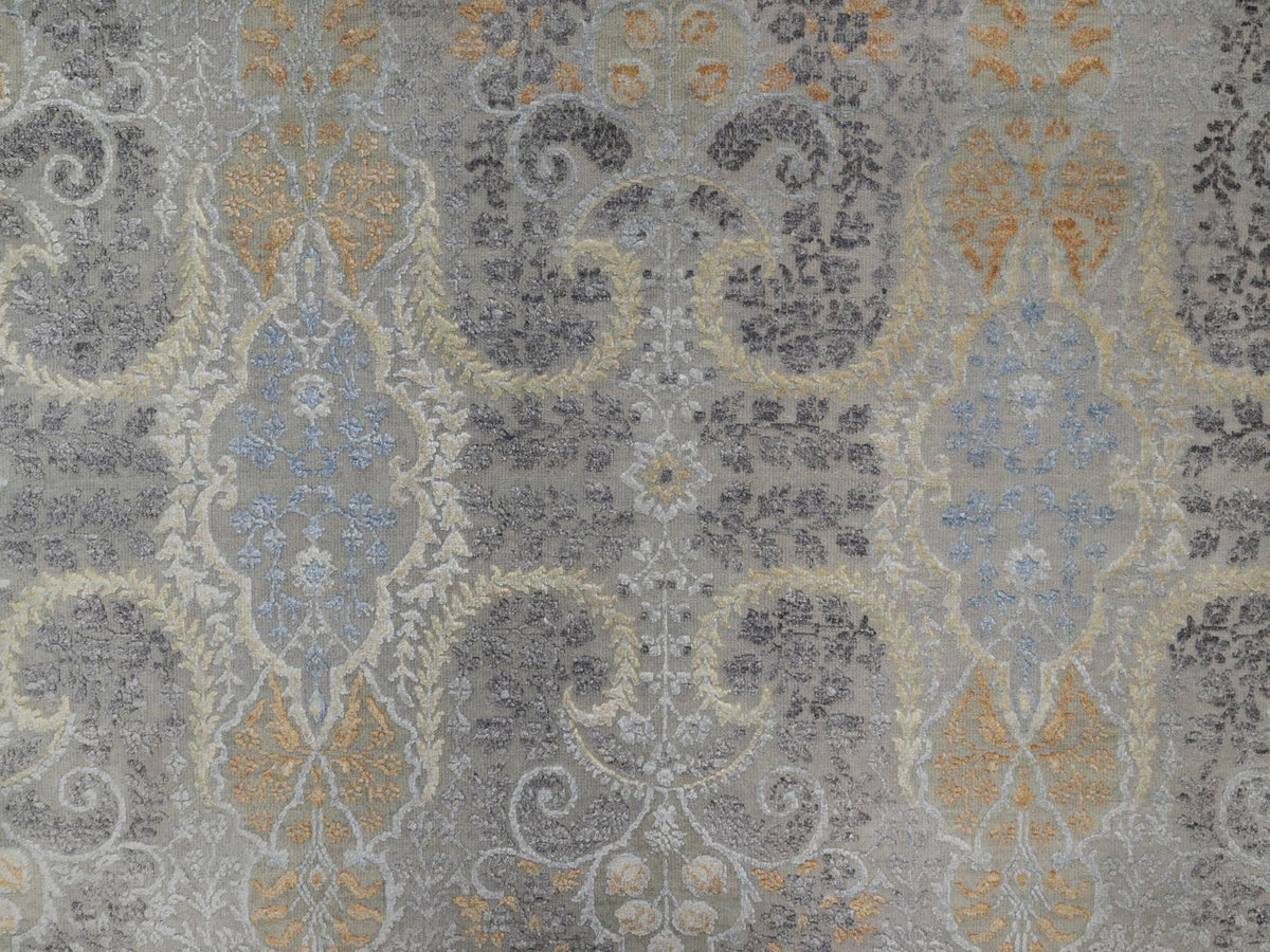 Transitional hand-knotted wool/silk rug in Gray, 7'10" x 9'11" — SKU O091414 (view 8)