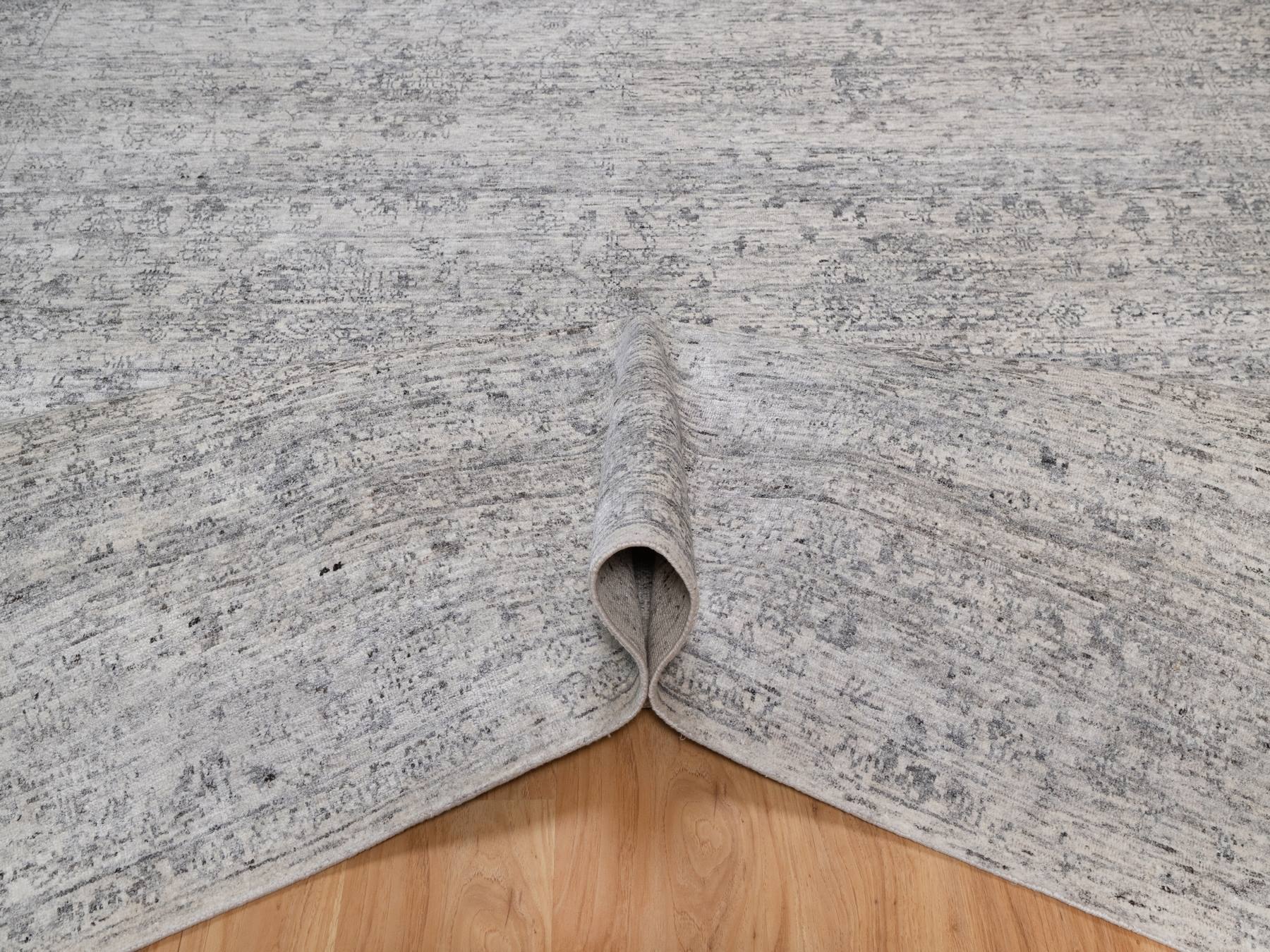 Modern / Contemporary hand-knotted wool rug in Ivory, 7'10" x 10' — SKU O091423 (view 5)