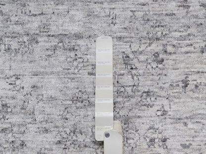 Modern / Contemporary hand-knotted wool rug in Ivory, 7'10" x 10' — SKU O091423 (view 7)