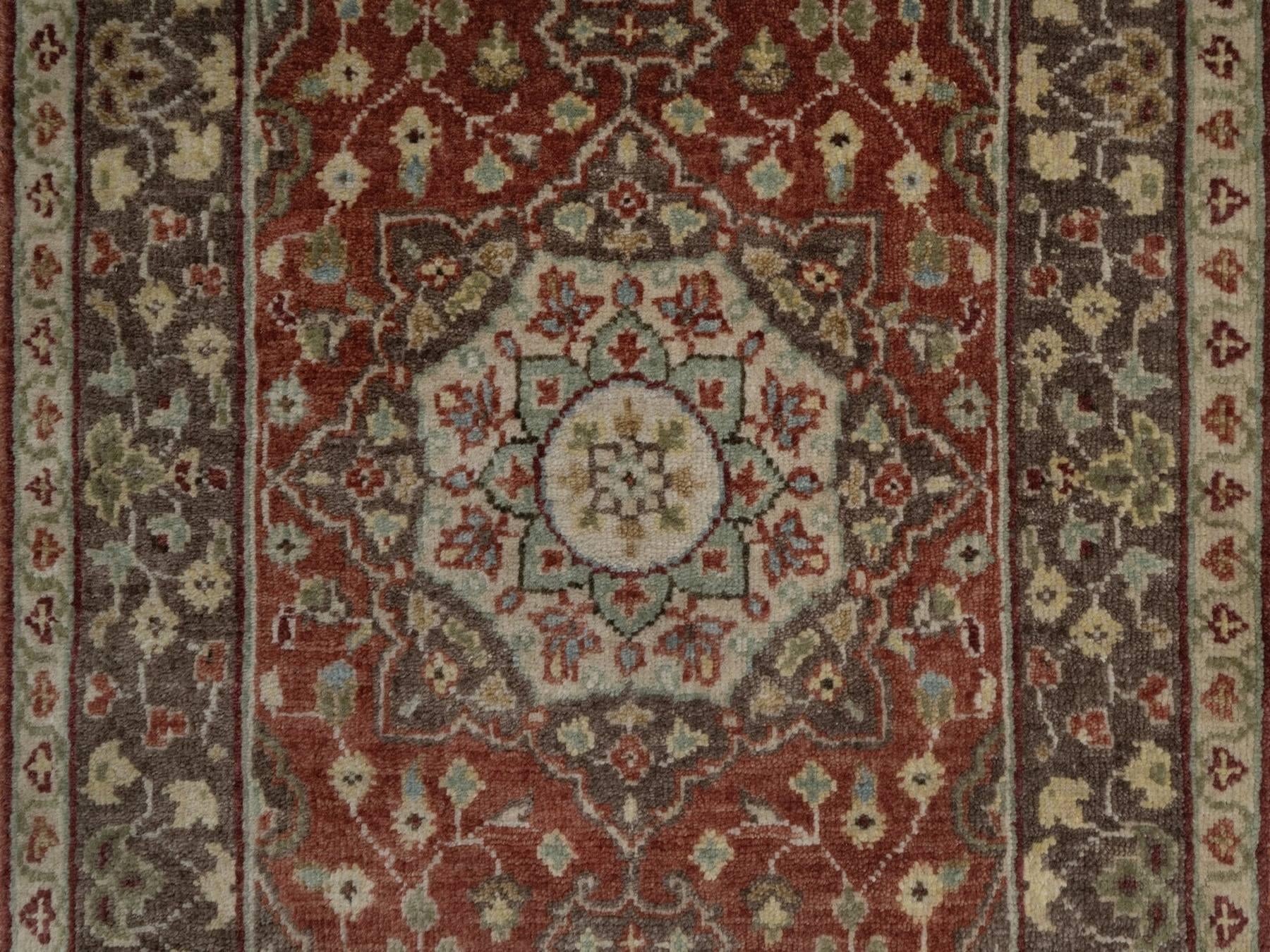 Tabriz Fine Oriental hand-knotted wool rug in Red & Brown, 2'1" x 3'1" — SKU O091490 (view 5)