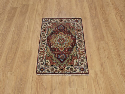 Heriz Heriz hand-knotted wool rug in Red & Ivory, 2'1" x 3' — SKU O091493 (view 2)