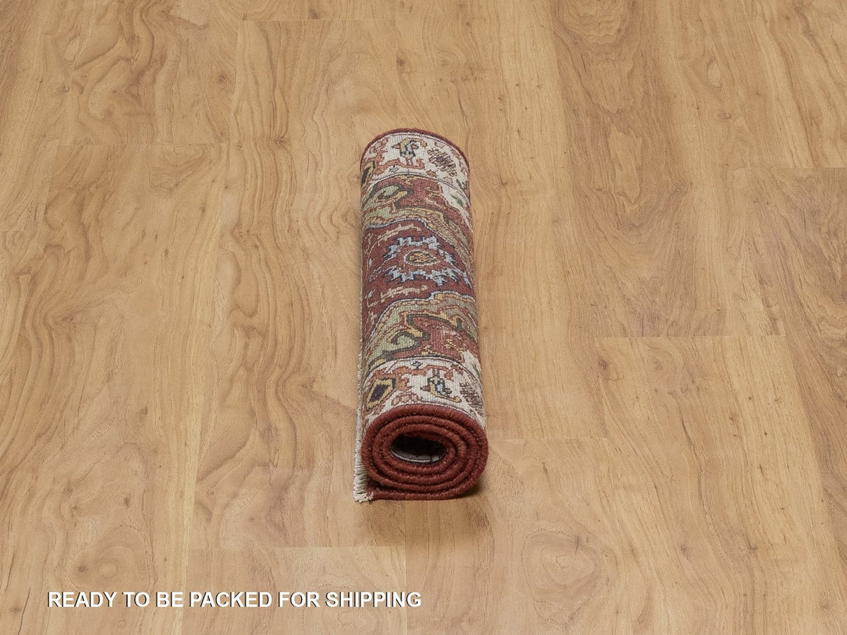 Heriz Heriz hand-knotted wool rug in Red & Ivory, 2'1" x 3' — SKU O091493 (view 6)