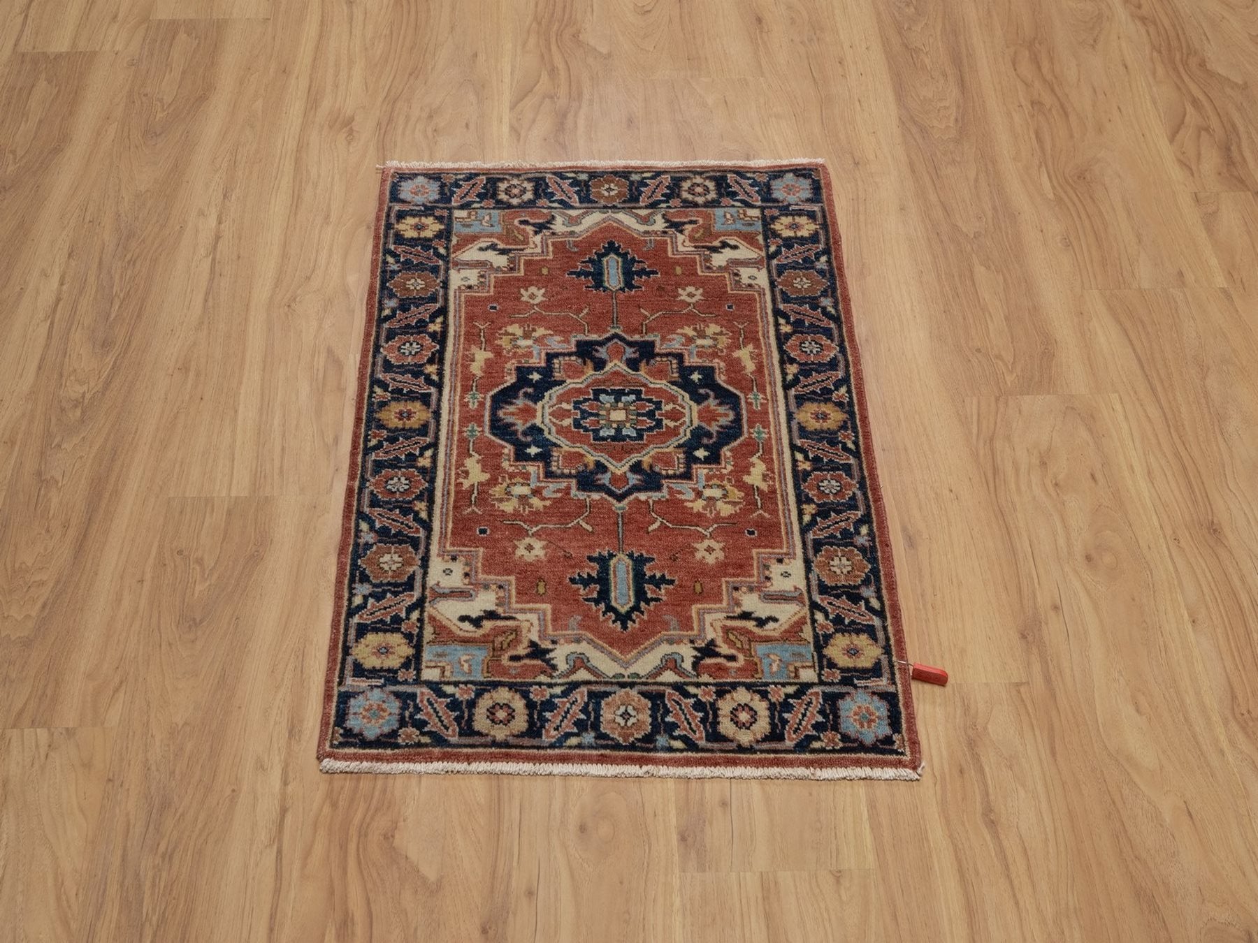 Heriz Heriz hand-knotted wool rug in Red & Midnight Blue, 2'1" x 3'2" — SKU O091496 (view 2)
