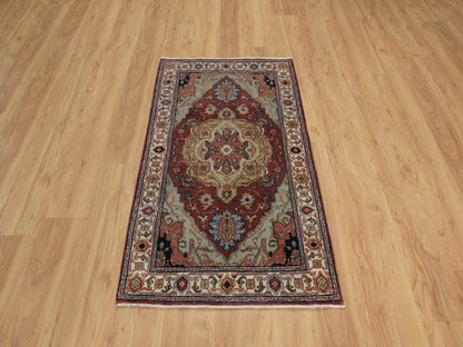 Heriz Heriz hand-knotted wool rug in Red & Ivory, 2'11" x 5'1" — SKU O091498 (view 2)
