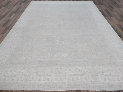 Heriz Vintage hand-knotted wool rug in Gray & Ivory, 8'7" x 11'5" — SKU O0914 (view 3)