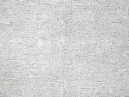 Heriz Vintage hand-knotted wool rug in Gray & Ivory, 8'7" x 11'5" — SKU O0914 (view 9)