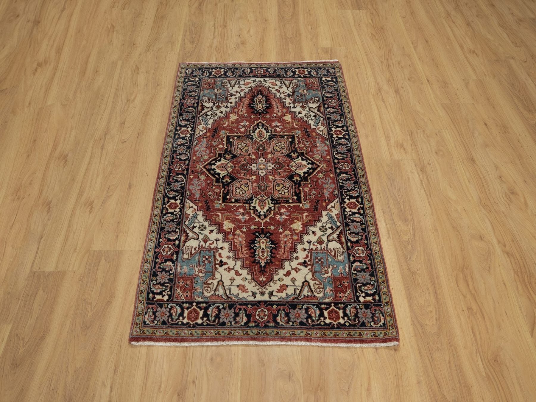 Heriz Heriz hand-knotted wool rug in Red & Midnight Blue, 3' x 5' — SKU O091509 (view 2)