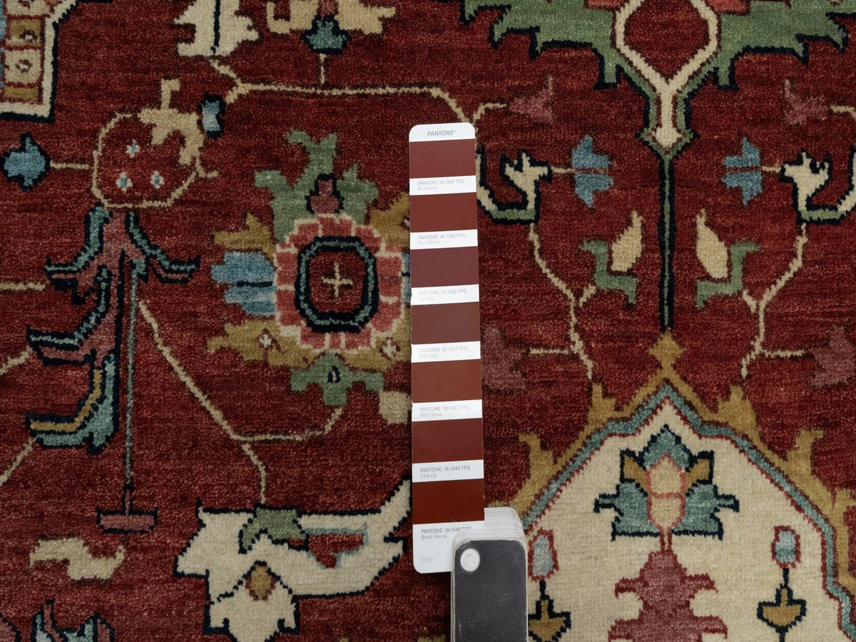 Heriz Heriz hand-knotted wool rug in Red, 6' x 9'2" — SKU O091515 (view 7)