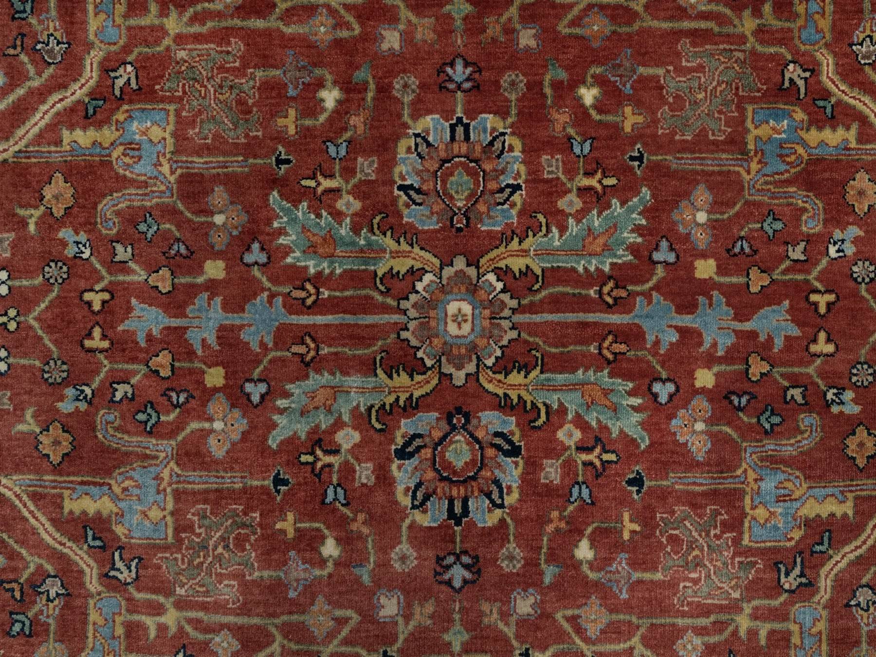 Heriz Heriz hand-knotted wool rug in Red & Gold, 6'2" x 6'2" — SKU O091521 (view 5)