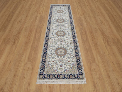 Ivory 2'8" x 10'3" Fine Oriental Hand knotted Wool/Silk Rug - Sku: O091559