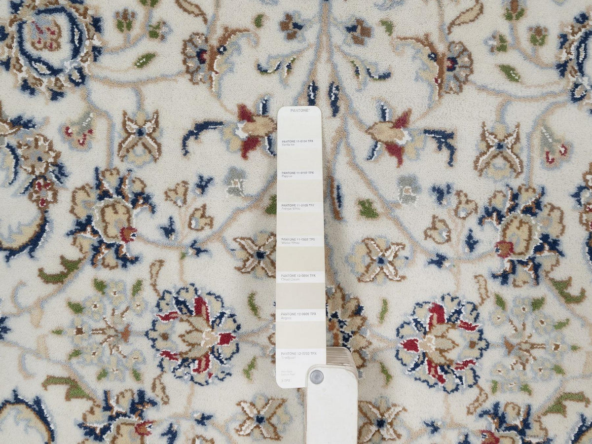 Nain Fine Oriental hand-knotted wool/silk rug in Ivory & Midnight Blue, 5' x 5' — SKU O091560 (view 4)