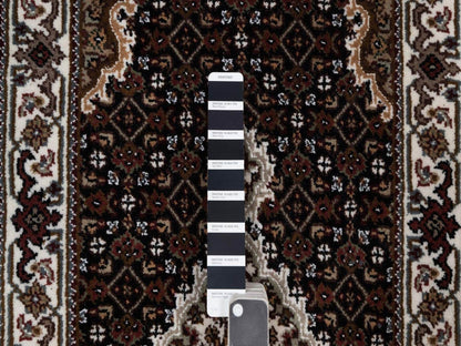 Black 2'0" x 4'2" Fine Oriental Hand knotted Wool Rug - Sku: O091568