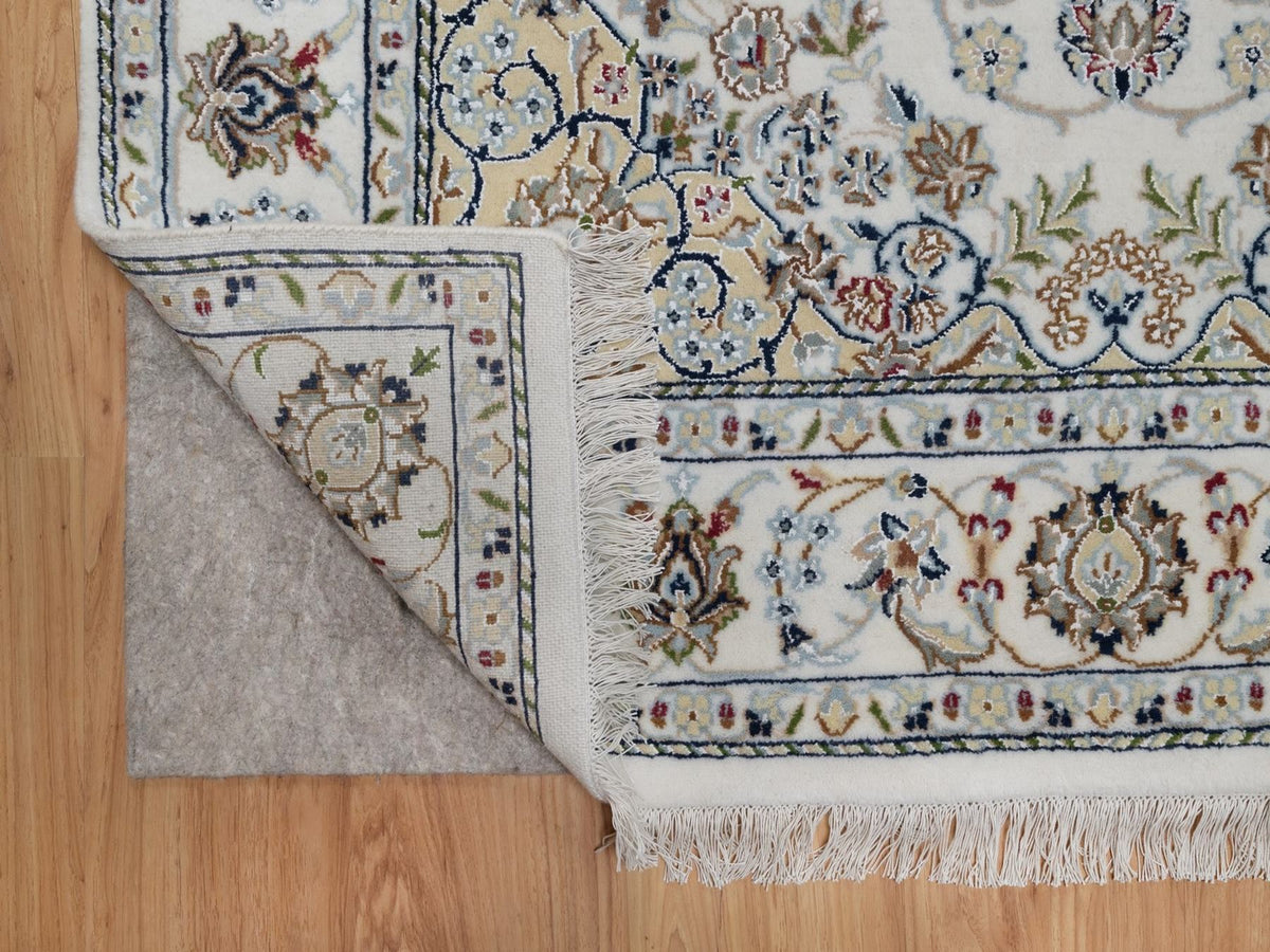 Nain Fine Oriental hand-knotted wool/silk rug in Ivory, 4'8" x 6'10" — SKU O091583 (view 3)