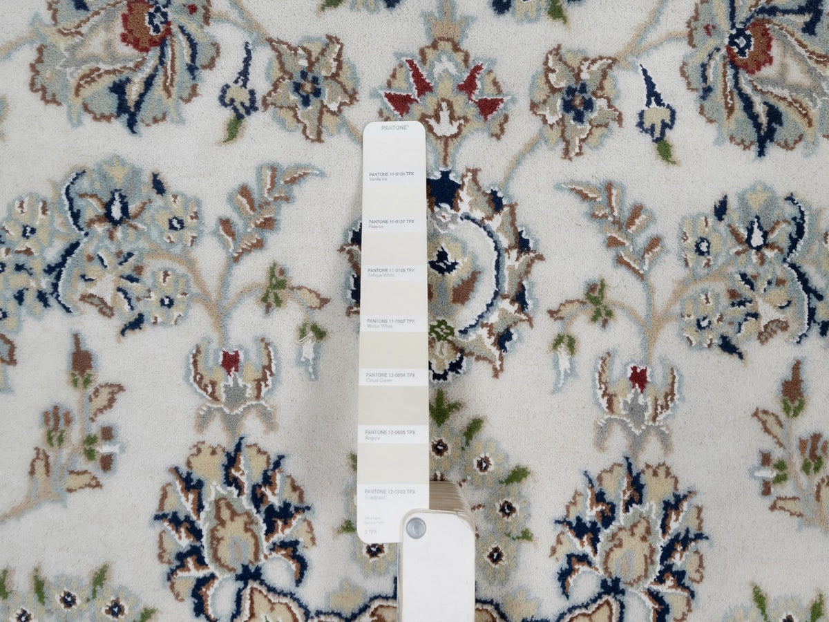 Nain Fine Oriental hand-knotted wool/silk rug in Ivory & Light Blue, 6' x 9' — SKU O091586 (view 7)