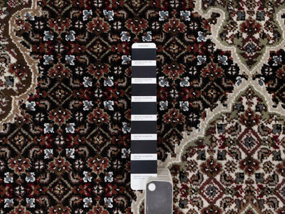 Black 4'9" x 6'9" Fine Oriental Hand knotted Wool Rug - Sku: O091588