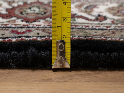Black 4'9" x 6'9" Fine Oriental Hand knotted Wool Rug - Sku: O091588