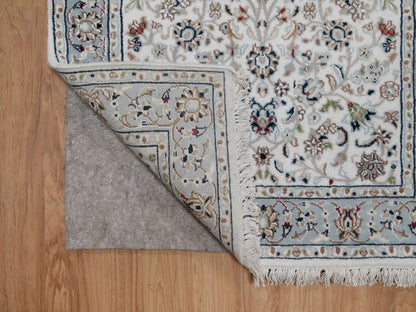 Ivory 2'9" x 6'1" Fine Oriental Hand knotted Wool/Silk Rug - Sku: O091636