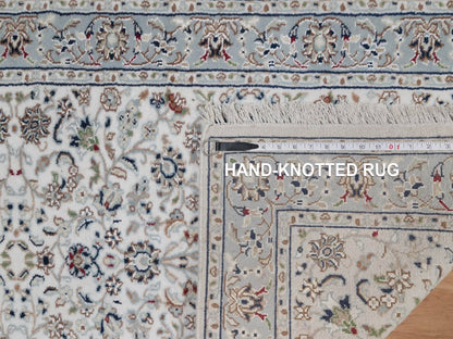 Ivory 2'9" x 6'1" Fine Oriental Hand knotted Wool/Silk Rug - Sku: O091636