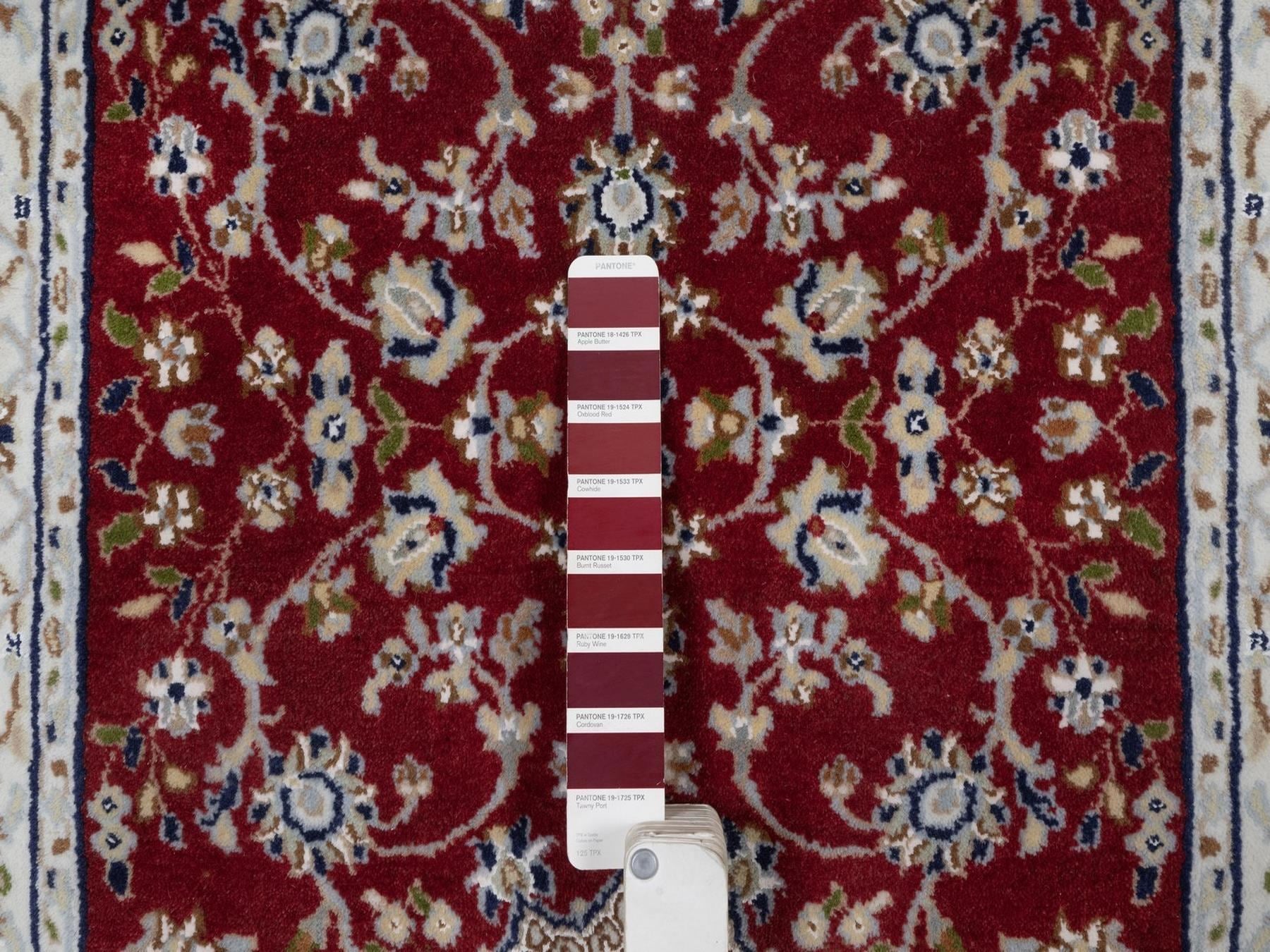 Nain Fine Oriental hand-knotted wool/silk runner in Red & Ivory, 2'7" x 10'3" — SKU O091642 (view 4)
