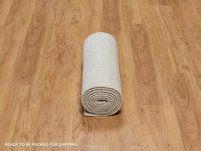 Modern / Contemporary hand-knotted wool runner in Ivory, 2'6" x 9'11" — SKU O091671 (view 6)
