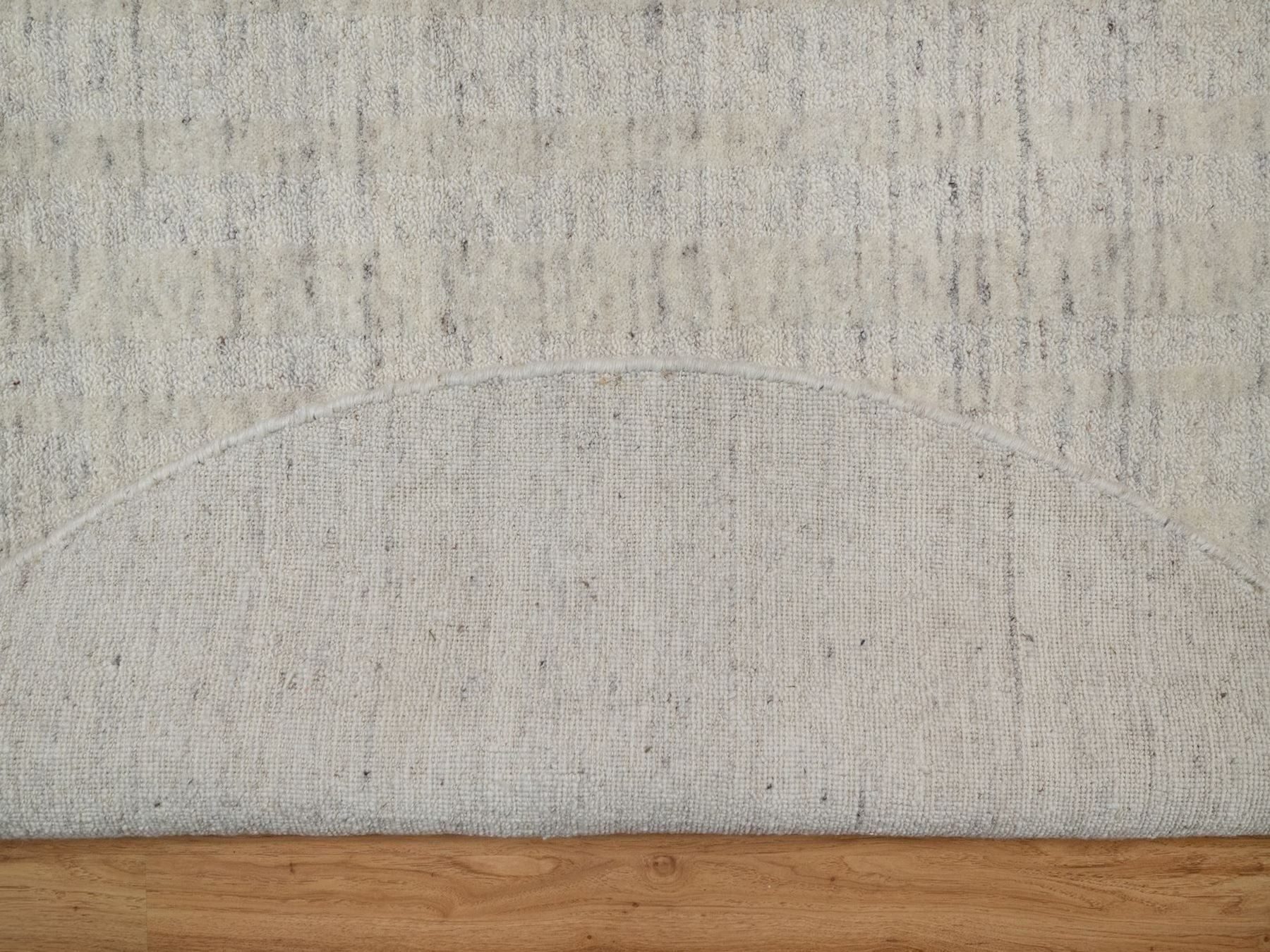 Modern / Contemporary hand-knotted wool rug in Ivory, 6' x 6' — SKU O091678 (view 3)