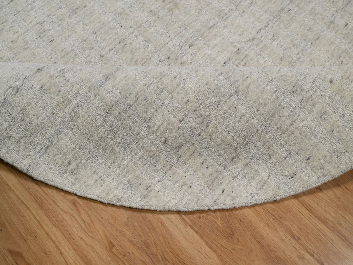 Modern / Contemporary hand-knotted wool rug in Ivory, 7'11" x 7'11" — SKU O091680 (view 6)