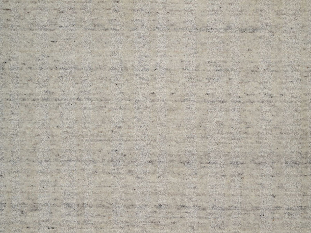 Modern / Contemporary hand-knotted wool rug in Ivory, 7'11" x 7'11" — SKU O091680 (view 8)