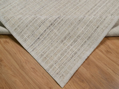 Modern / Contemporary hand-knotted wool rug in Ivory, 10'1" x 14' — SKU O091684 (view 6)