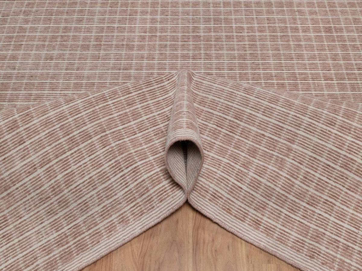 Modern / Contemporary hand-knotted wool rug in Pink, 10'1" x 14' — SKU O091695 (view 5)