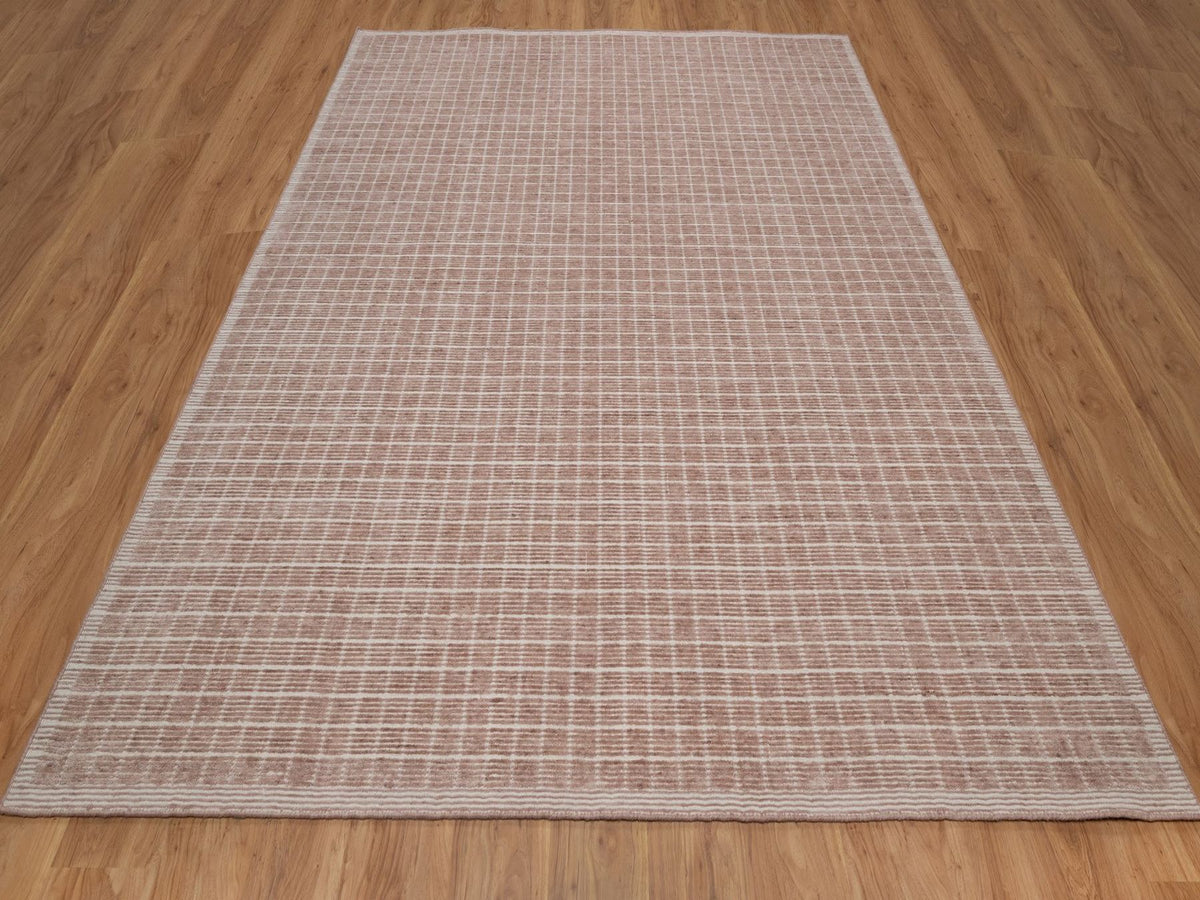 Modern / Contemporary hand-knotted wool rug in Pink, 8' x 10' — SKU O091711 (view 2)