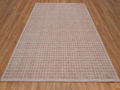 Modern / Contemporary hand-knotted wool rug in Pink, 8' x 10' — SKU O091711 (view 2)