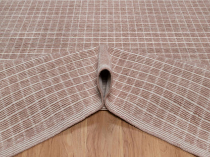 Modern / Contemporary hand-knotted wool rug in Pink, 8' x 10' — SKU O091711 (view 5)
