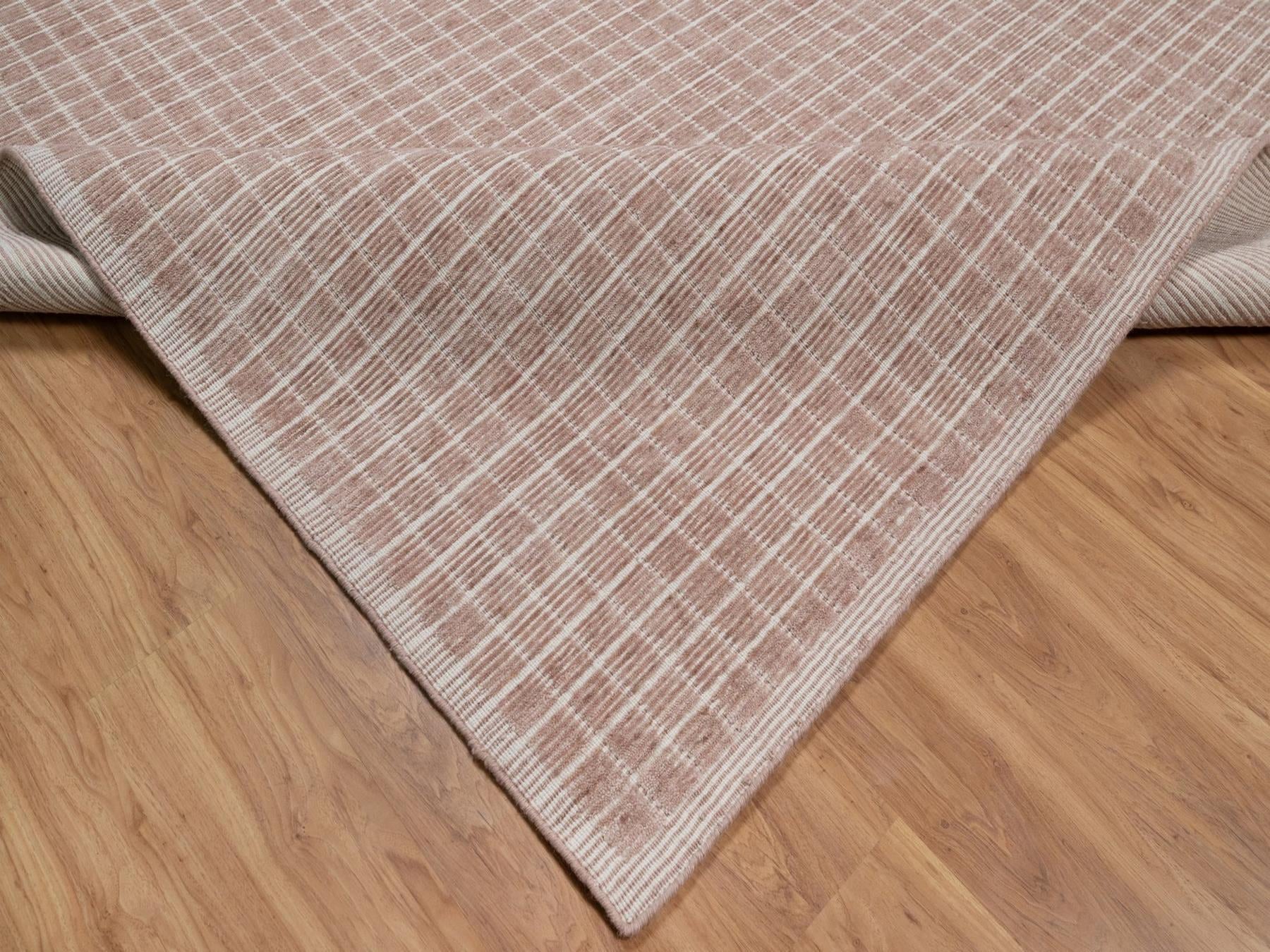 Modern / Contemporary hand-knotted wool rug in Pink, 8' x 10' — SKU O091711 (view 6)