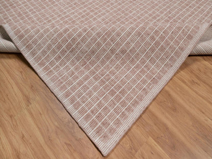 Modern / Contemporary hand-knotted wool rug in Pink, 8' x 10' — SKU O091711 (view 6)