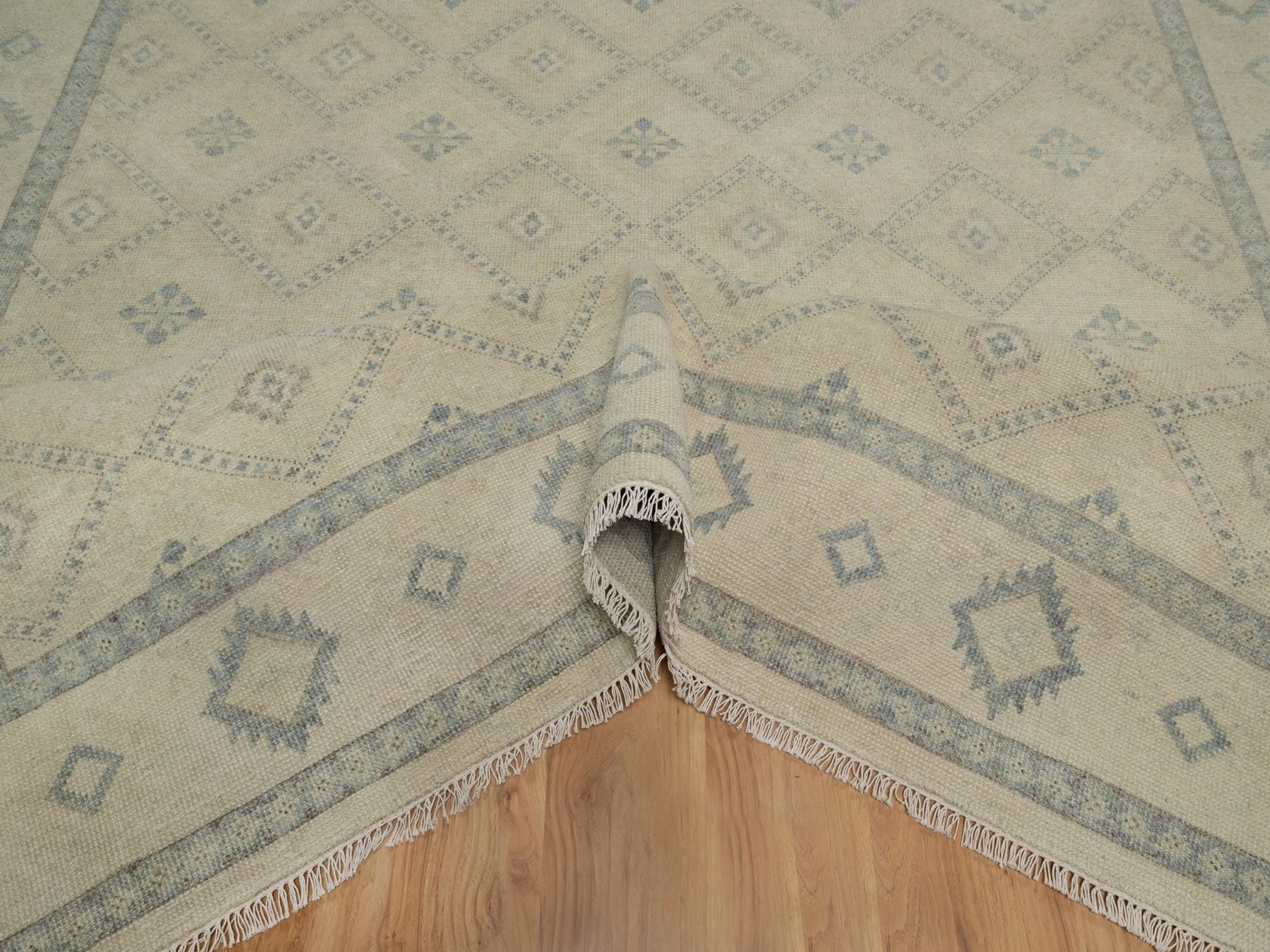 Tribal Tribal & Geometric hand-knotted wool rug in Ivory, 9' x 12' — SKU O091720 (view 5)