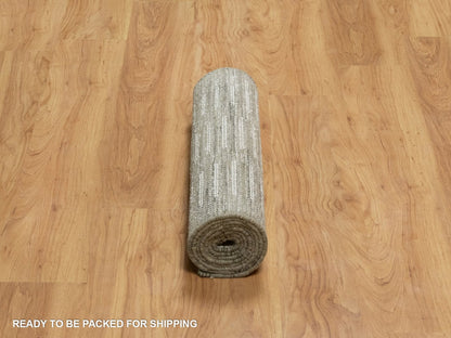 Modern / Contemporary hand-knotted wool runner in Ivory, 2'5" x 7'11" — SKU O091723 (view 6)