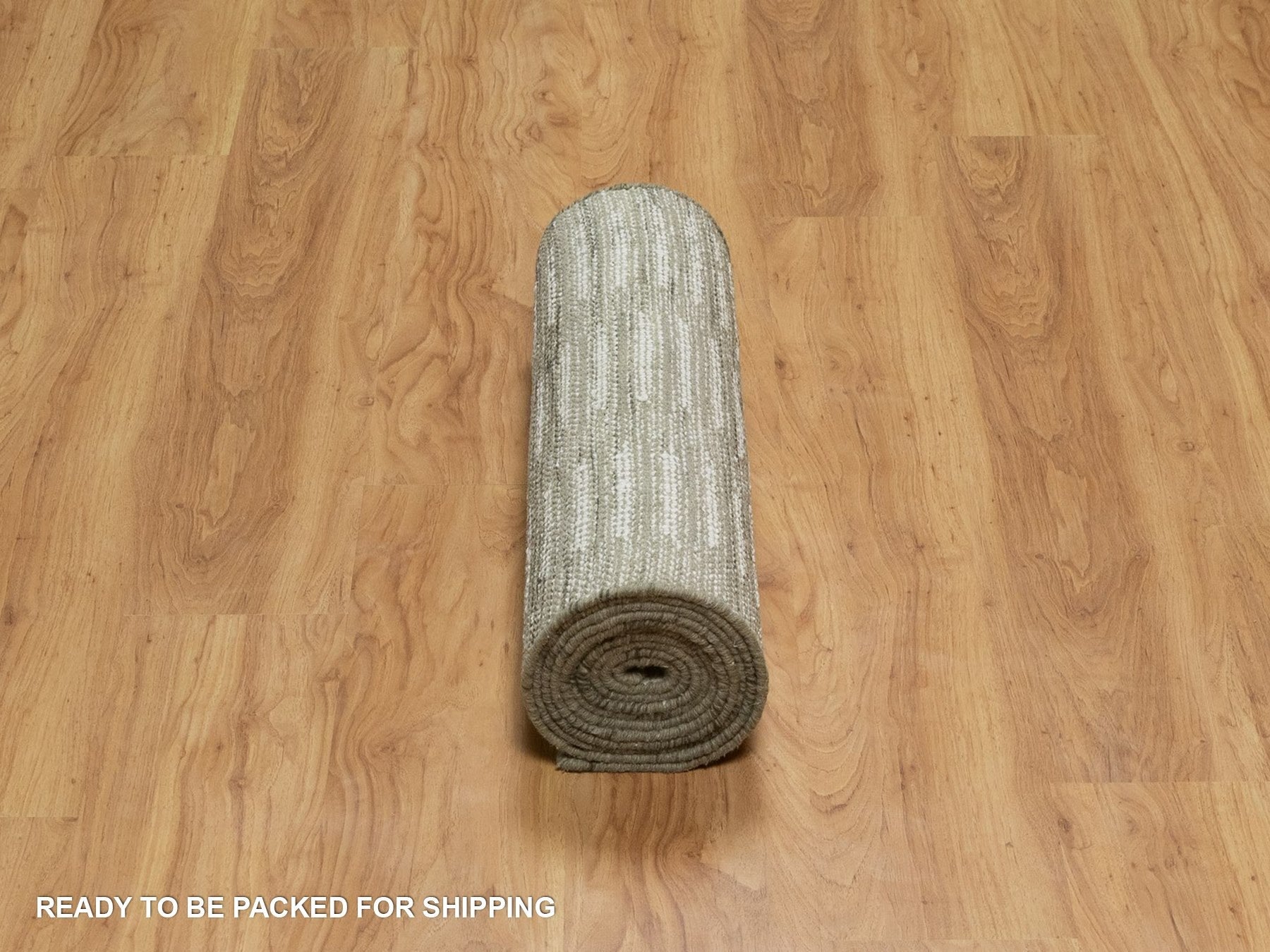 Modern / Contemporary hand-knotted wool runner in Ivory, 2'6" x 11'10" — SKU O091724 (view 6)