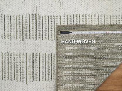 Modern / Contemporary hand-knotted wool runner in Ivory, 2'6" x 11'10" — SKU O091724 (view 8)