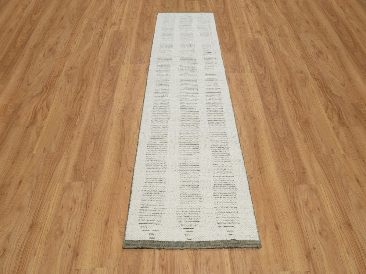 Modern / Contemporary hand-knotted wool runner in Ivory, 2'6" x 9'11" — SKU O091726 (view 2)
