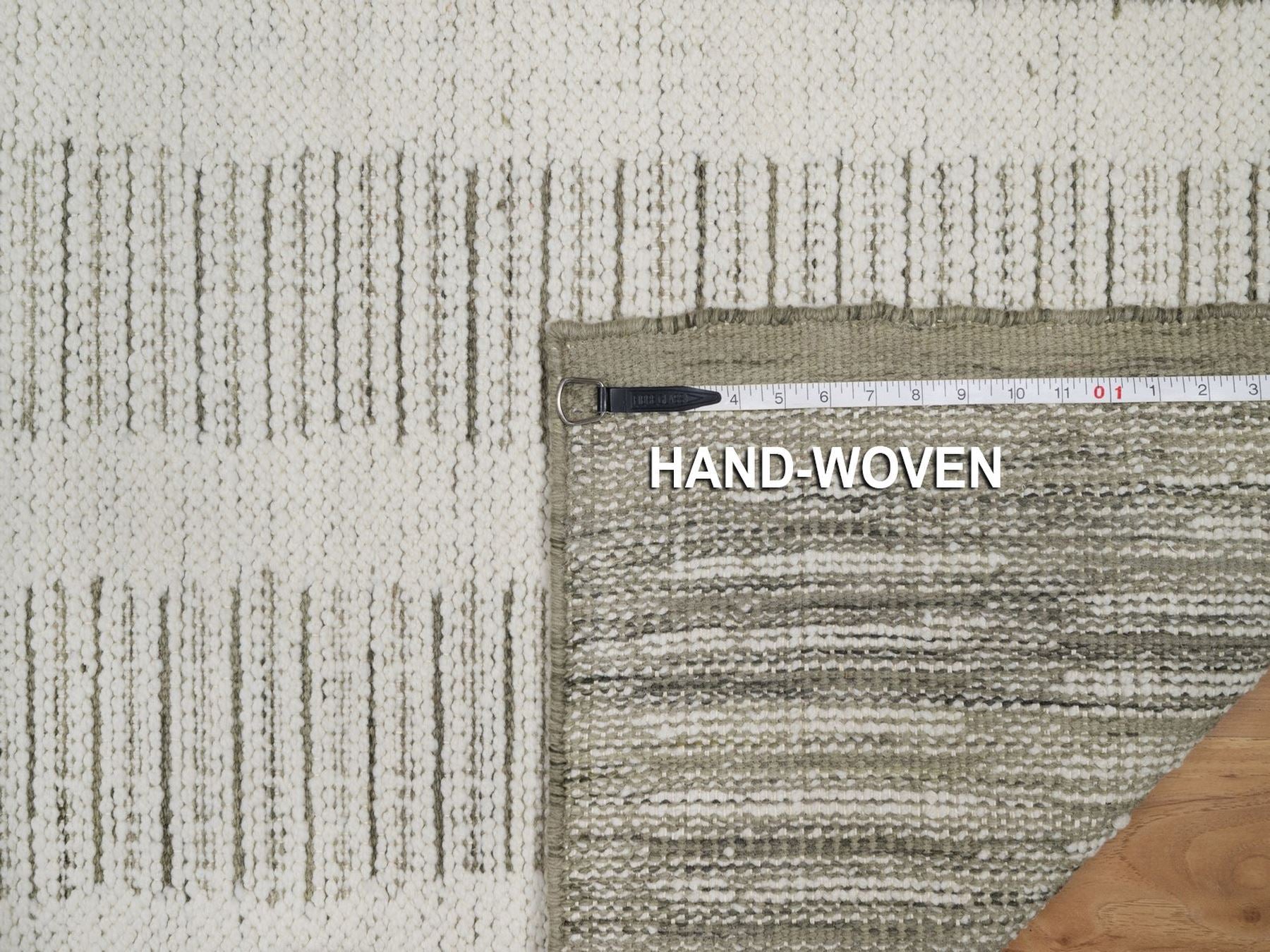 Modern / Contemporary hand-knotted wool runner in Ivory, 2'6" x 9'11" — SKU O091727 (view 8)